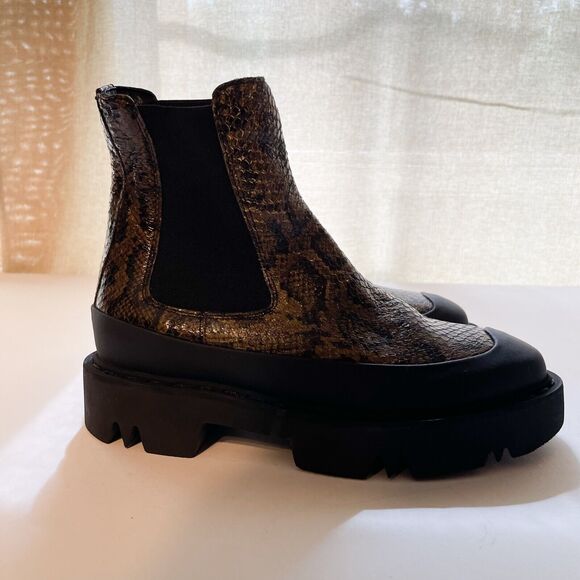 Aquatalia NWOB Women's Holy Snake Print Waterproof Chelsea Ankle Black Boots 6.5 - Picture 2 of 9